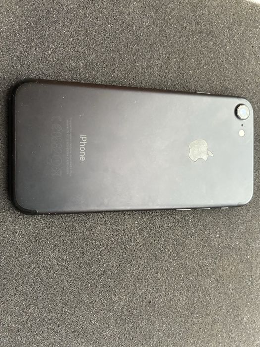 Продам Iphone 7 донор