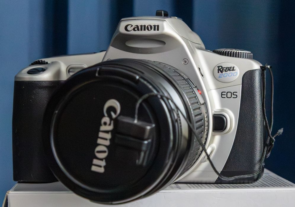 Canon eos Rebel 2000 eos 300