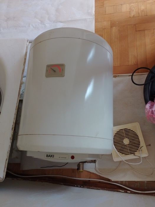 Продам бойлер 50л цена договорная!