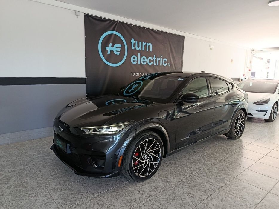 Ford Mustang Mach-E 98.7 kWh GT AWD