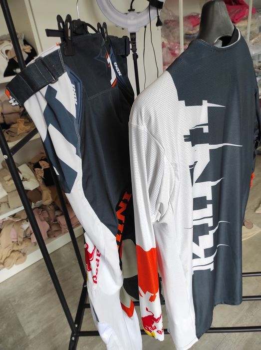 Bluza + spodnie Redbull Kini KTM rozmiar L-43