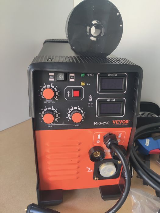 Aparelho de soldador 250 Amperes!  5 em 1  MIG MAG TIG SER FLUX. NOVO.