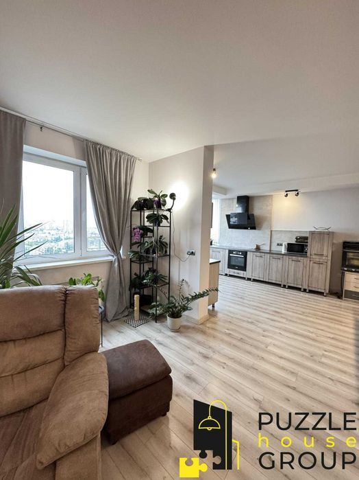 Продаж просторої 3-к квартири біля метро «Чернігівська»