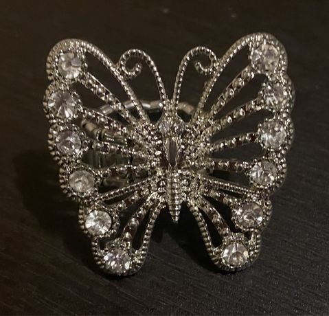 Кольцо бижутерия безразмерное бабочка