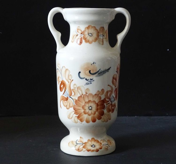 Włocławek: wazon ręcznie malowany sygnowany Chlebowska