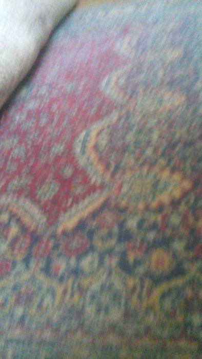 Килим на підлогу