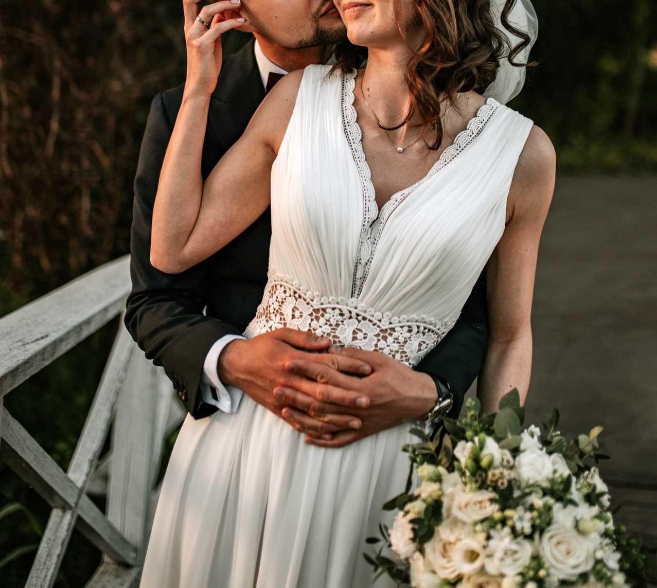 elegancka suknia ślubna muślinowa zwiewna retro boho s