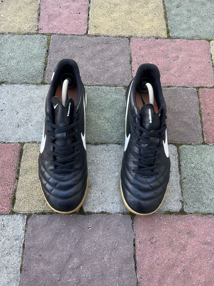 Футзалки Nike Tiempo Бампи Сороконожки