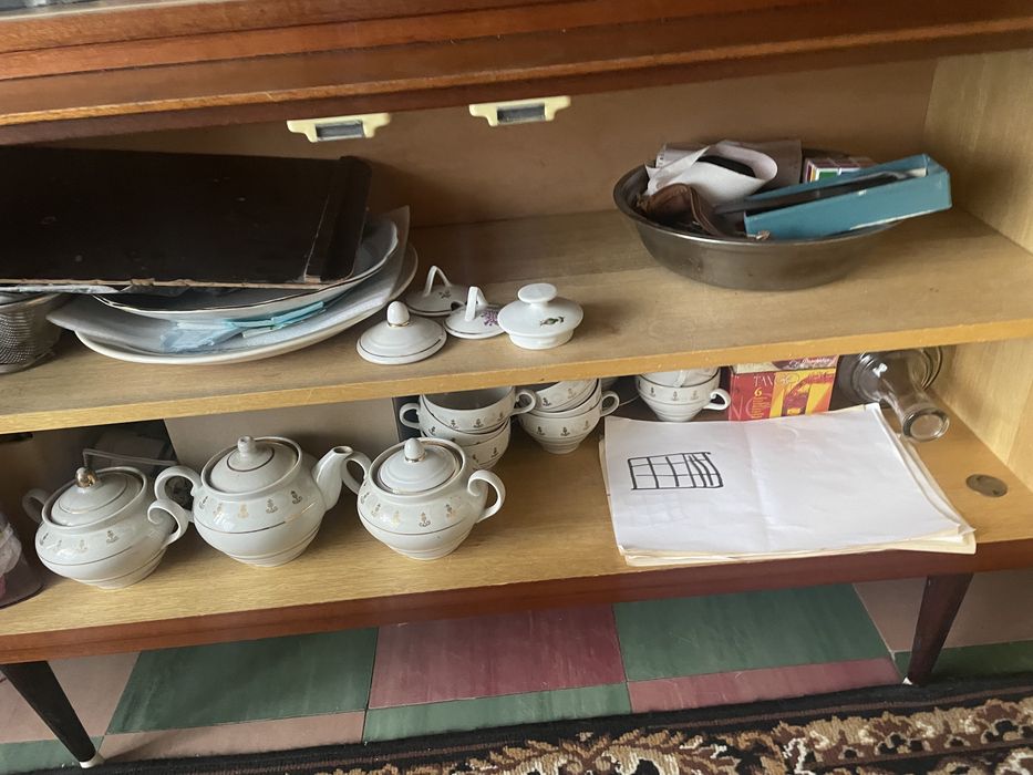 Шифонер сервант шкаф шафа стенка стінка дерево раритет реставрац