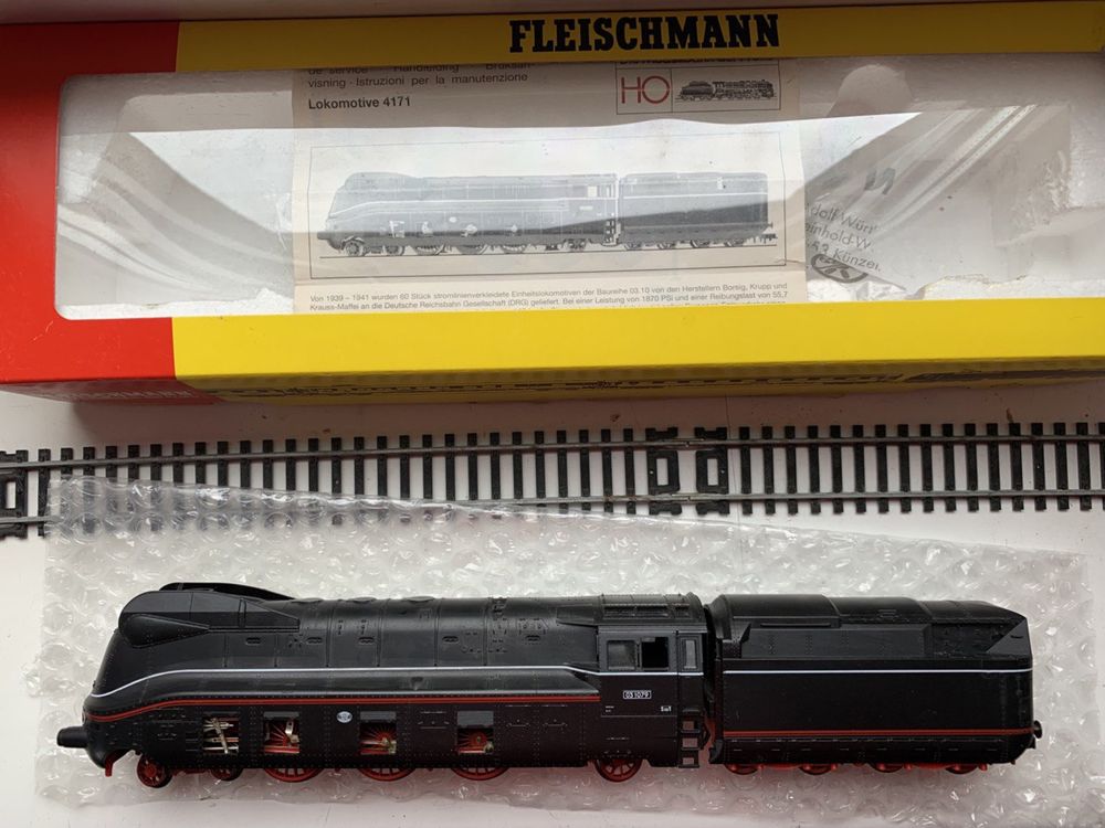 Модель Паровоз Fleischmann 4171  BR03 1079