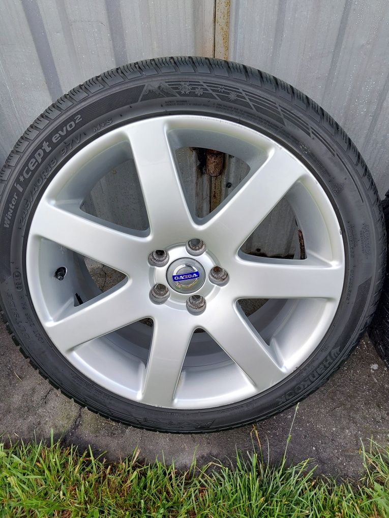 Koła 18 Volvo 5x108 8x18 et55 felgi z S80 4.4 V60 V70 S60 XC70 XC