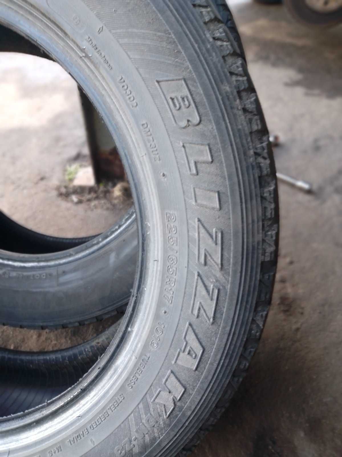 Продам автошины Bridgestone blizzak