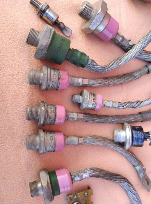 Диоды В200 В200х Д161-250