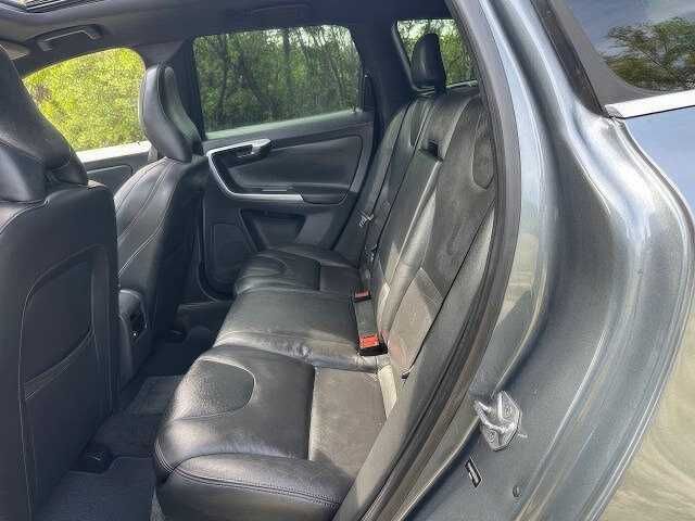 2016 Volvo XC60 T5 Drive-E Platinum