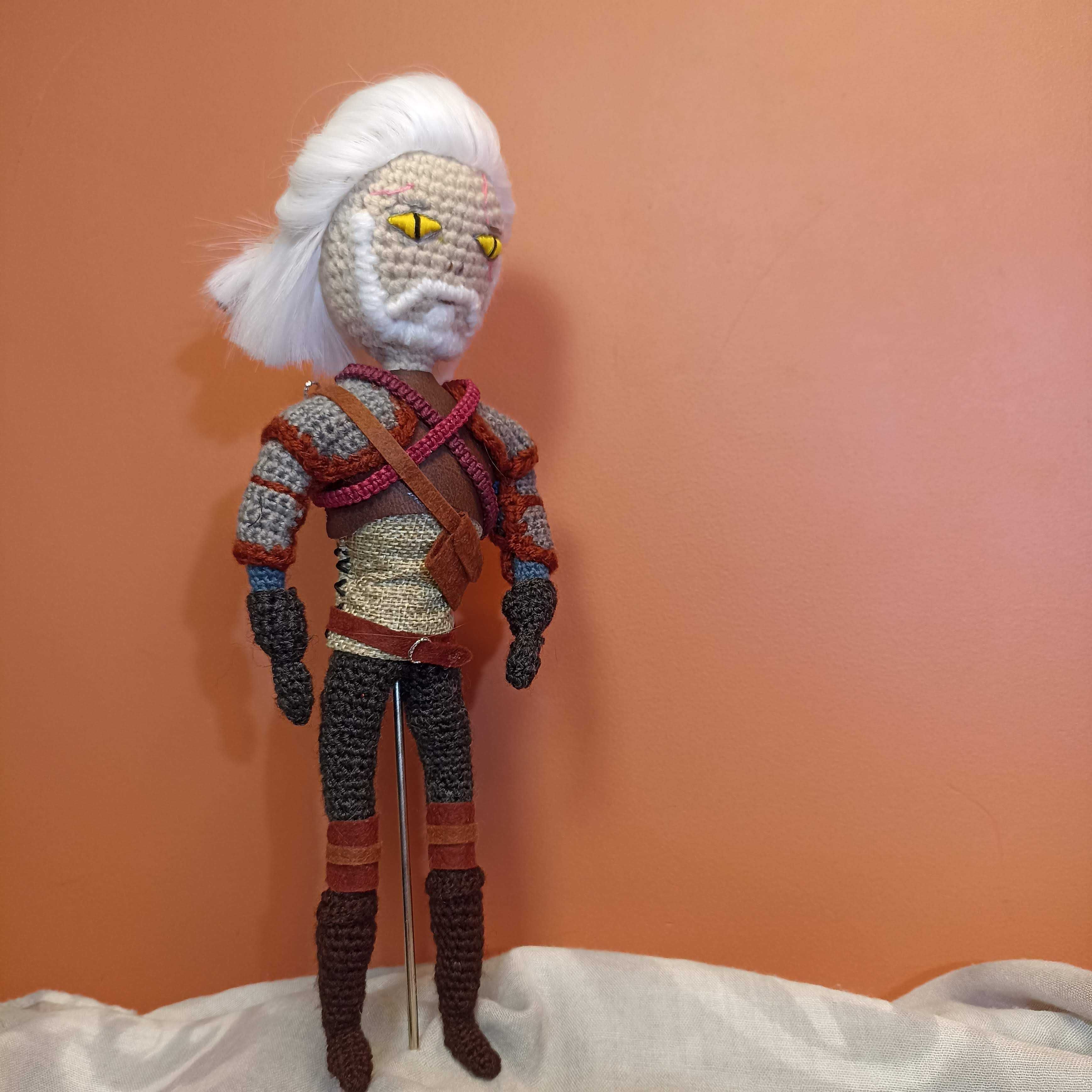 Przytulanka lalka, rękodzieło, handmade Wiedźmin Geralt