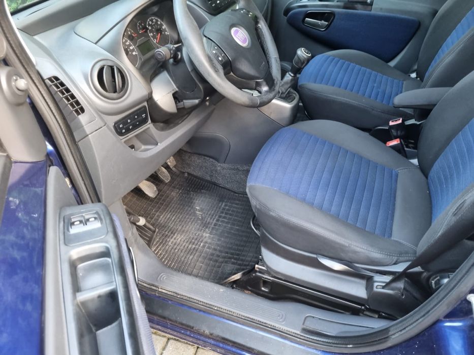 Fiat Fiorino 1.4 gaz 5-osobowy hak