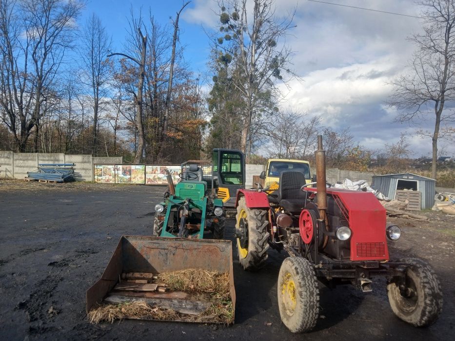 Traktor sam dwie sztuki jeden 4x4 tur