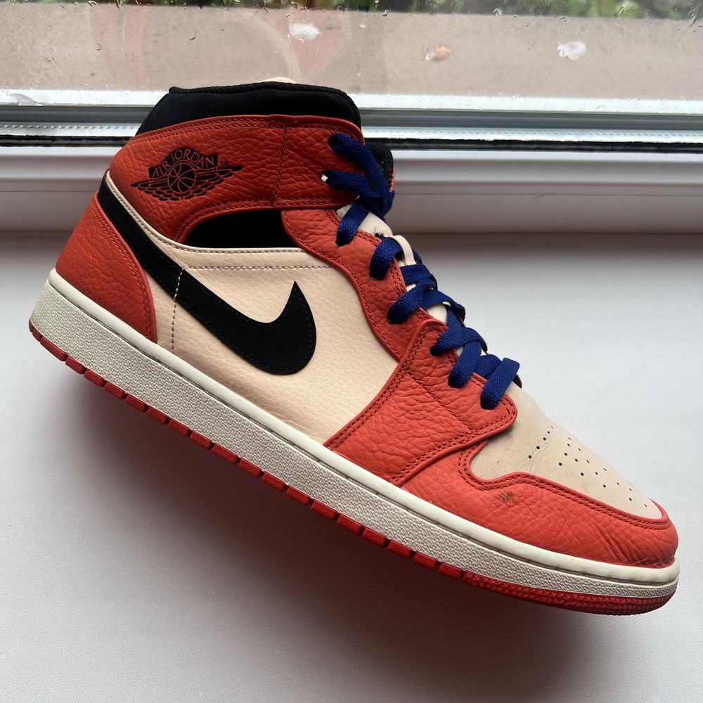 Кросівки Jordan 1 Mid Team Orange Black