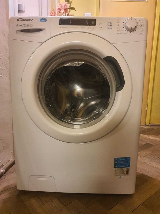 Pralka slim Candy CS3 1052D2-S