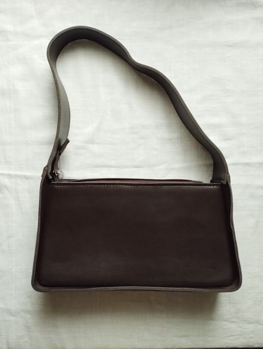 Продаж стильної коричневої сумочки