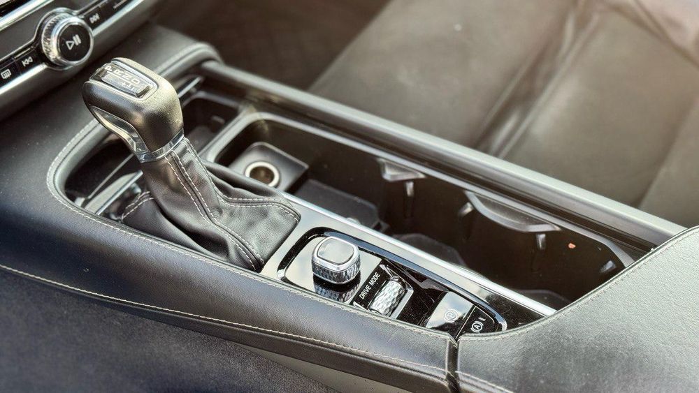 Продам  Volvo . Універсал