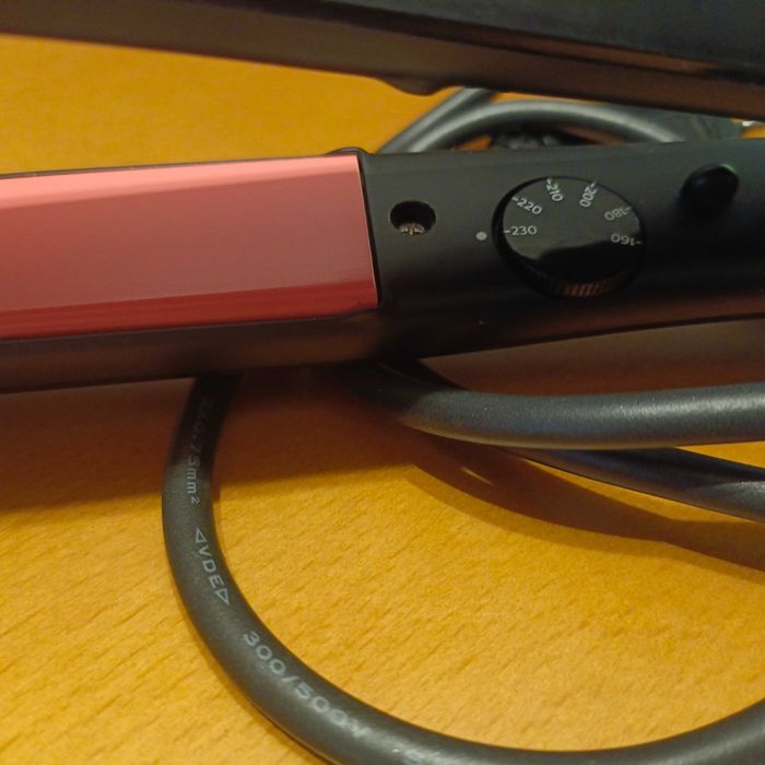 Prostownica do włosów Philips