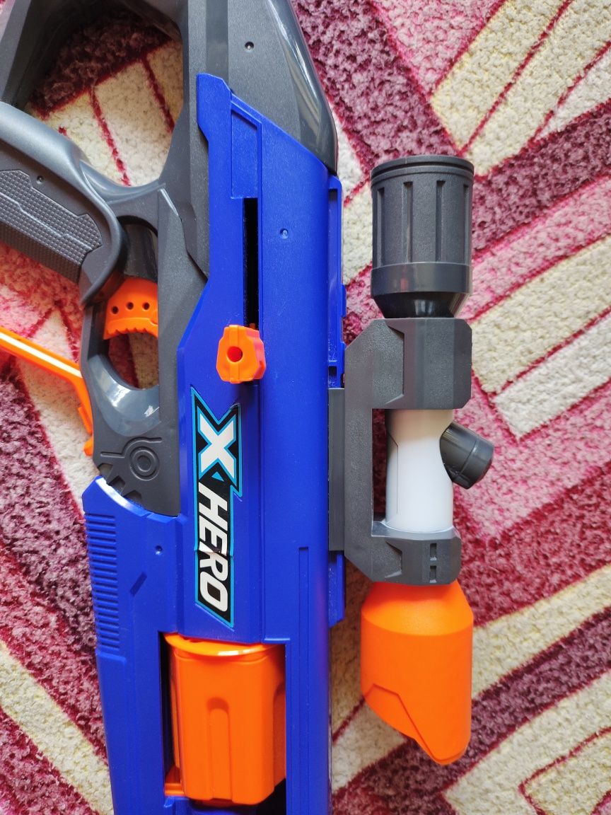 Подарунок на Новий рік Бластер X hero NERF з кулями