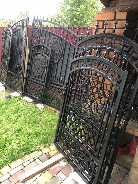 Ковані вироби. Ворота, огорожі,брами,дашки,перила