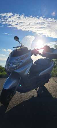 Suzuki Burgman 125 maxi skuter