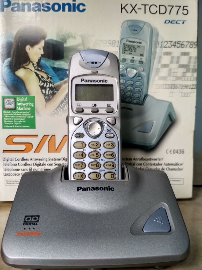 Радіотелефон."Panasonic"