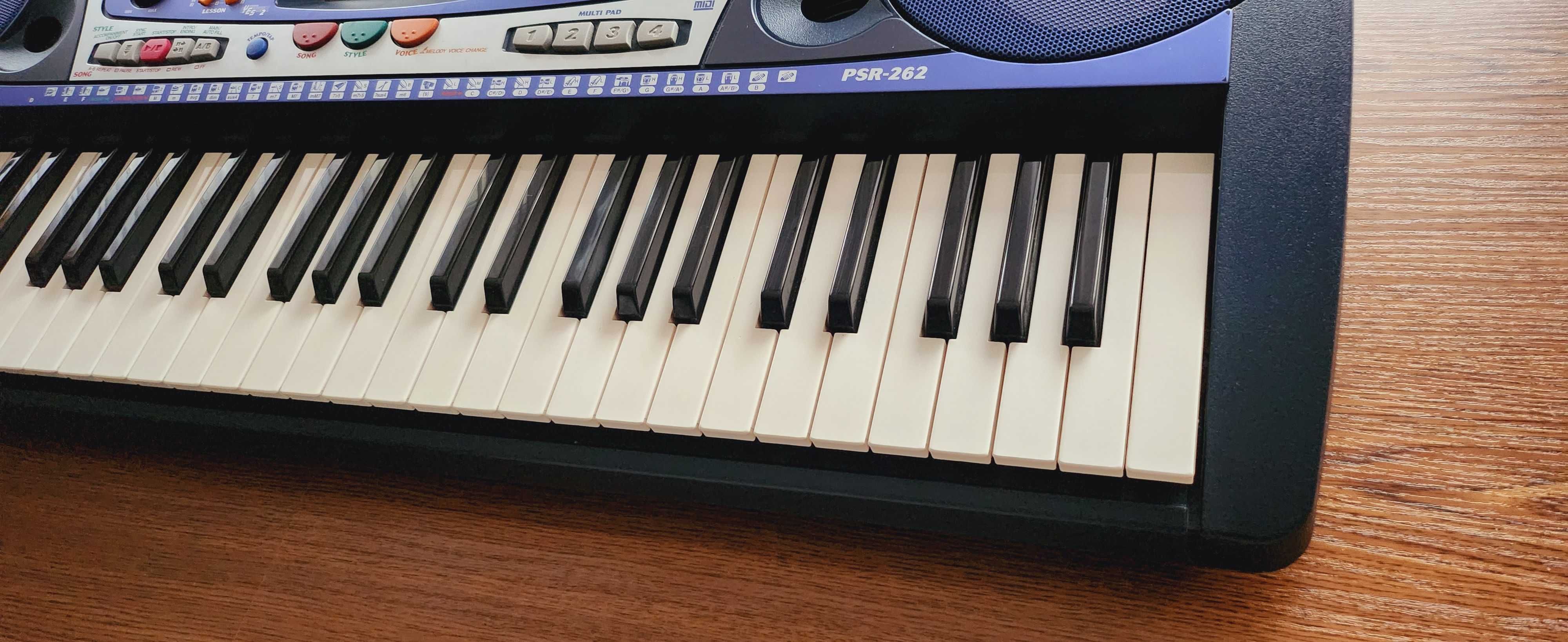 Yamaha PSR-262 keyboard