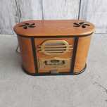 odtwarzacz płyt CD retro / 800