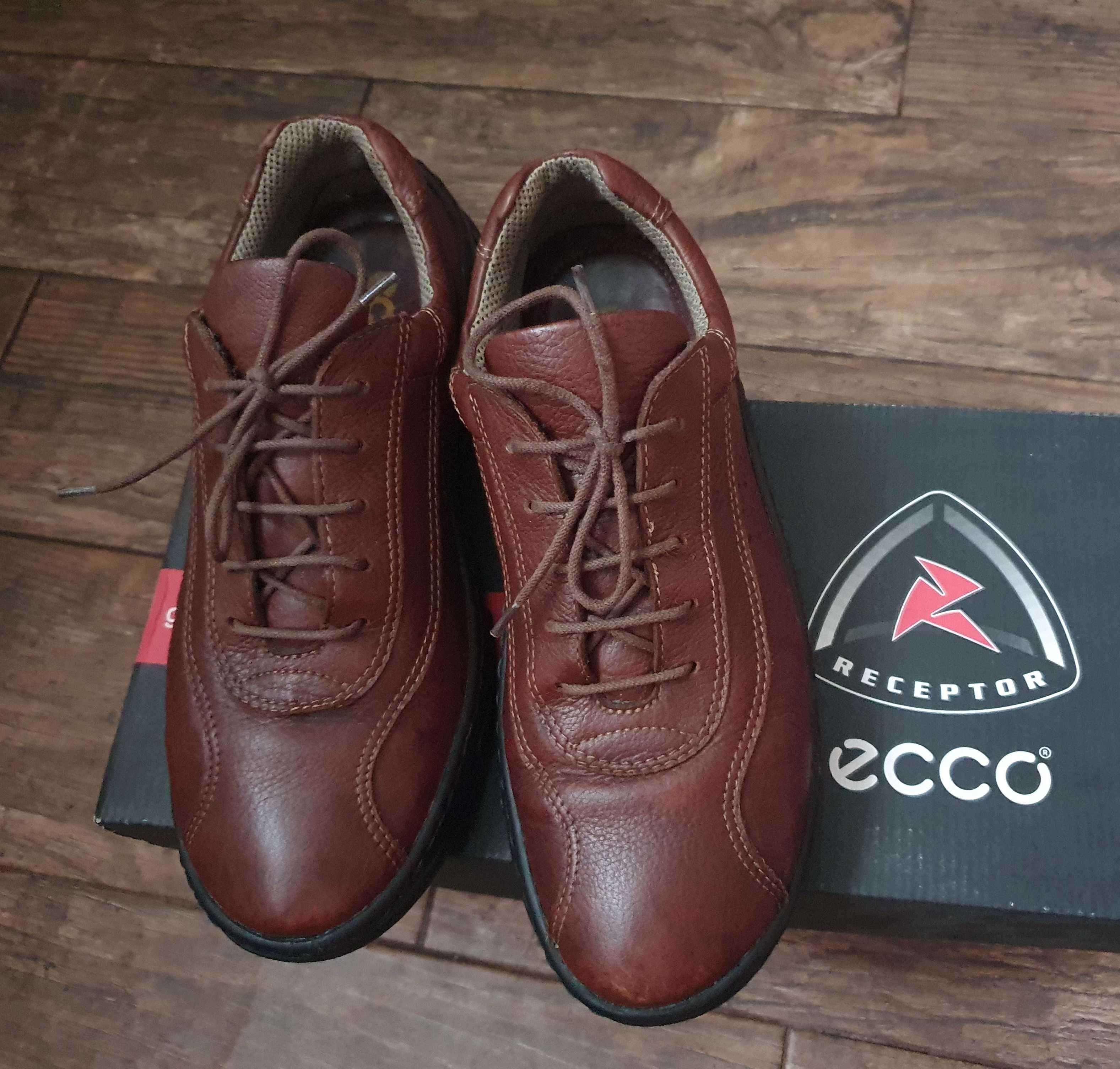 Шкіряні мокасини Ecco