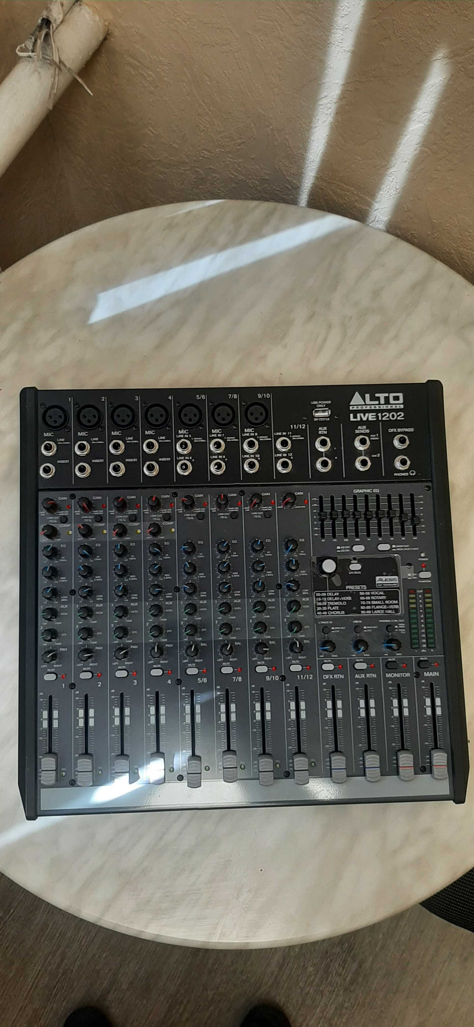 Alto Professional Live 1202