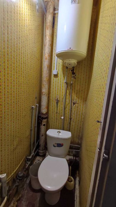 Здається 2х кімнатна квартира в м-ні Артема, простий стан, все є. ЗСУ+