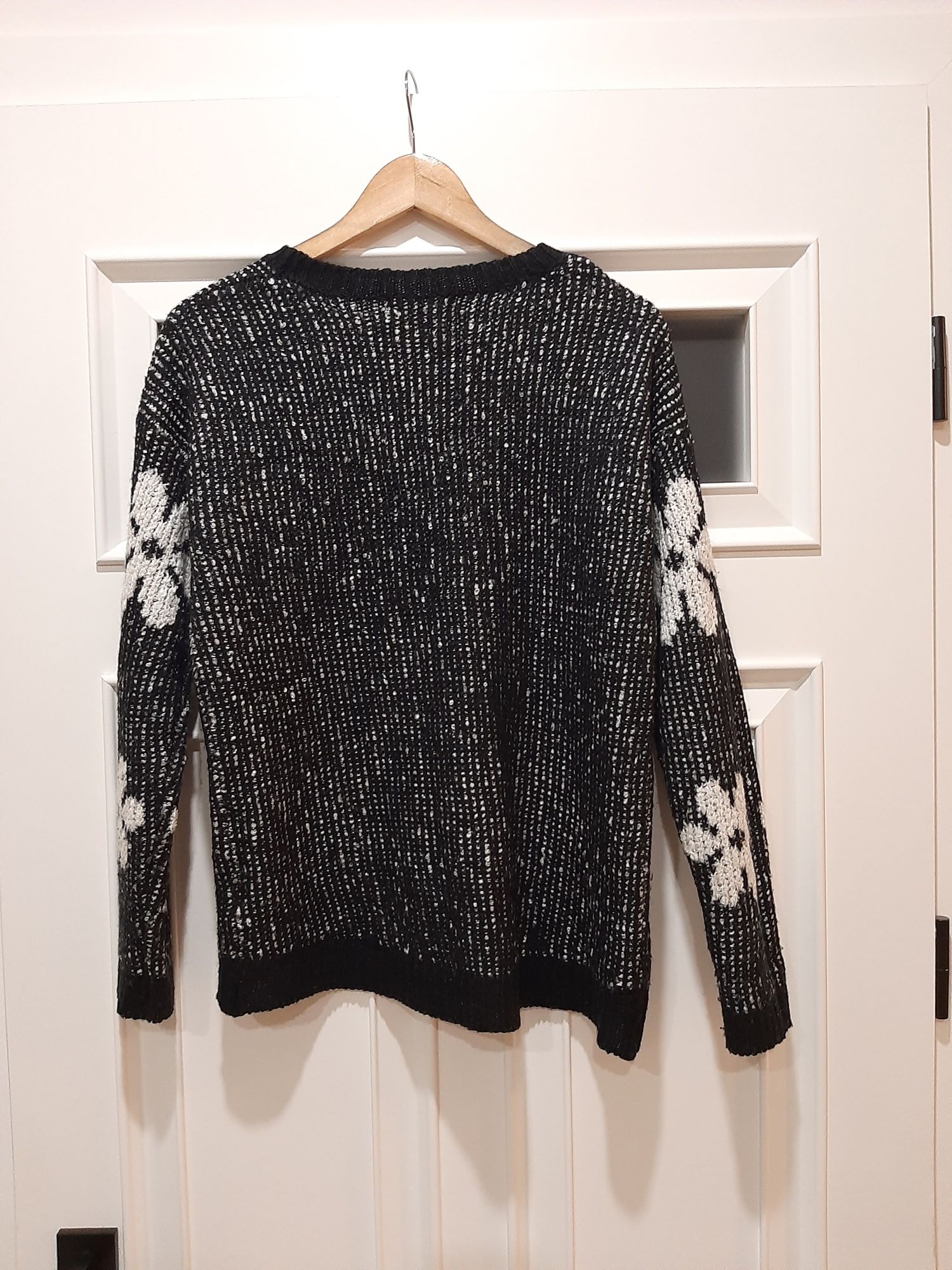 Sweter kwiaty new look 40
