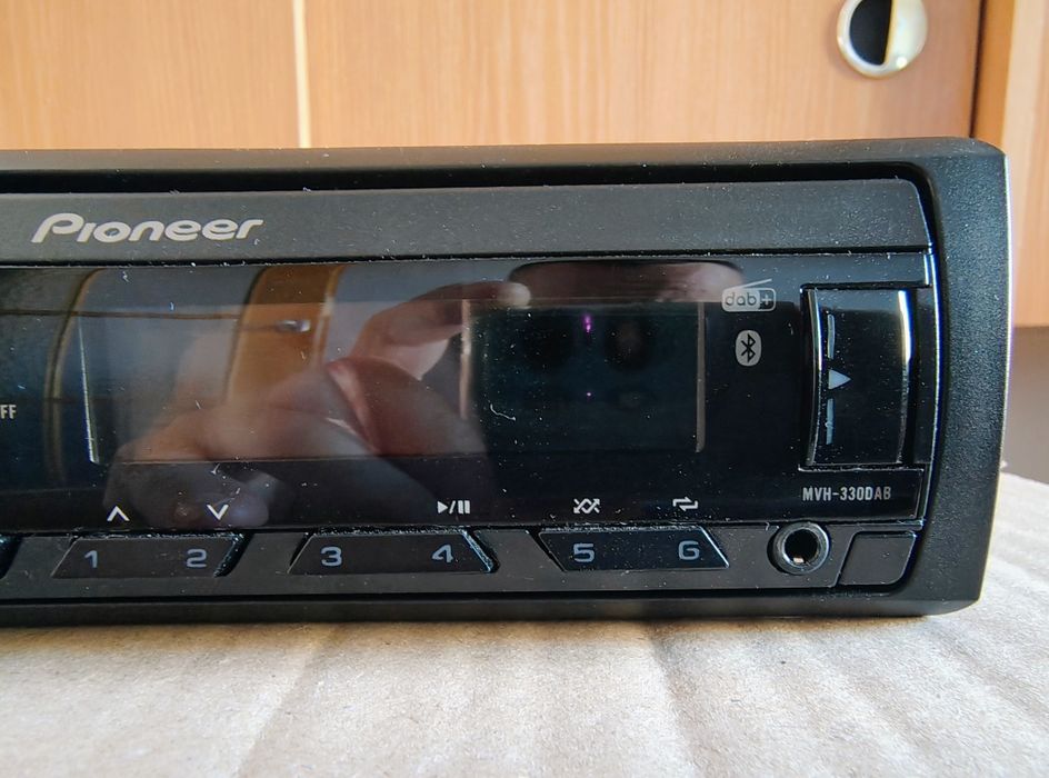 Radio Pioneer MVH-330DAB Bluetooth DAB USB Mic