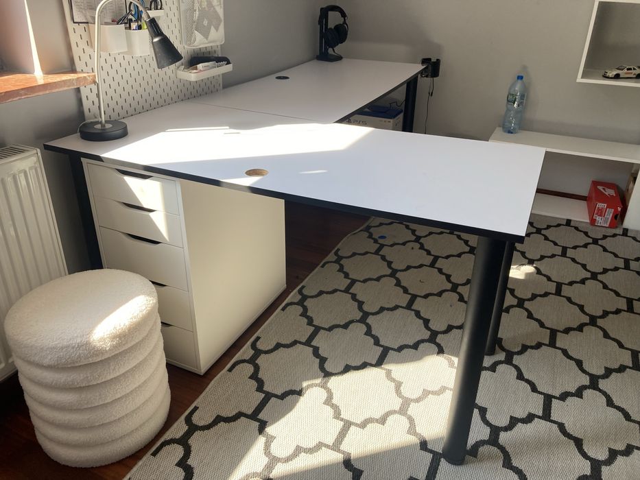 Biurko narożne biale