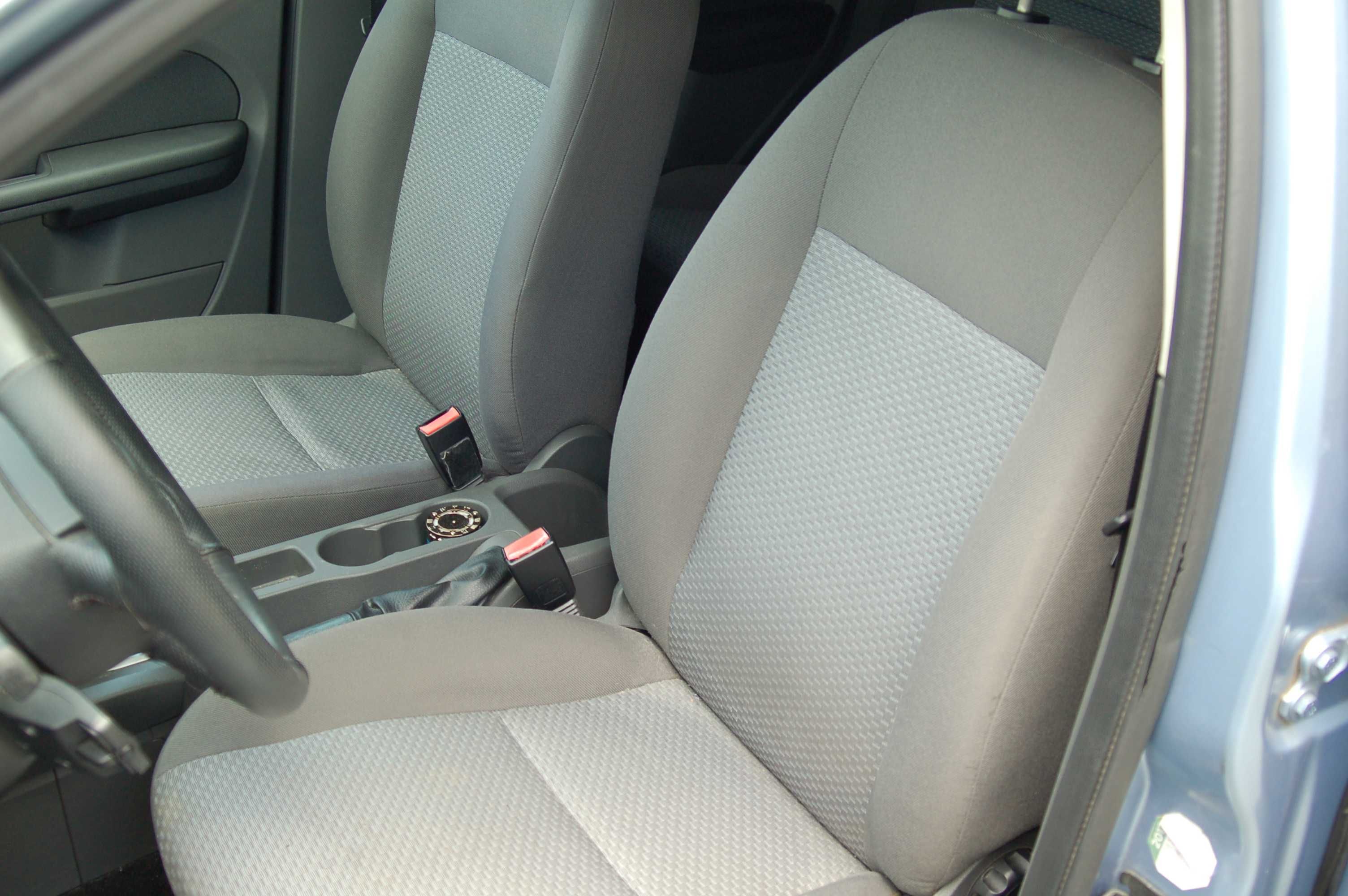 Ford Focus 1.8 Ben 2006 Przebieg 260 tys/km Stan B.db Sprawna Klima