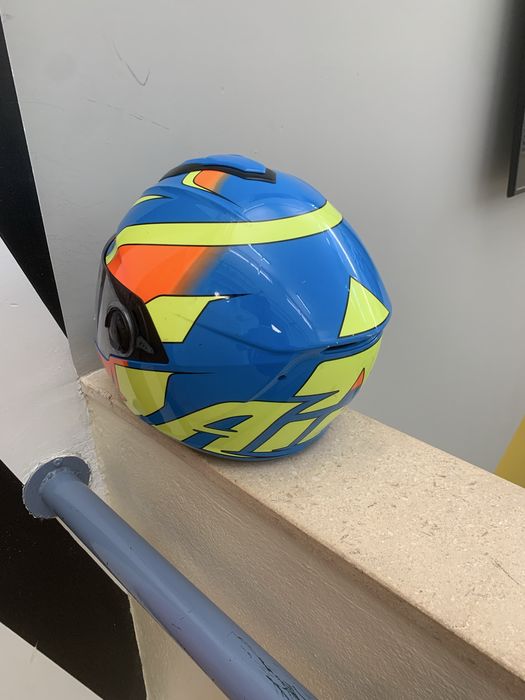 Capacete airoh como novo