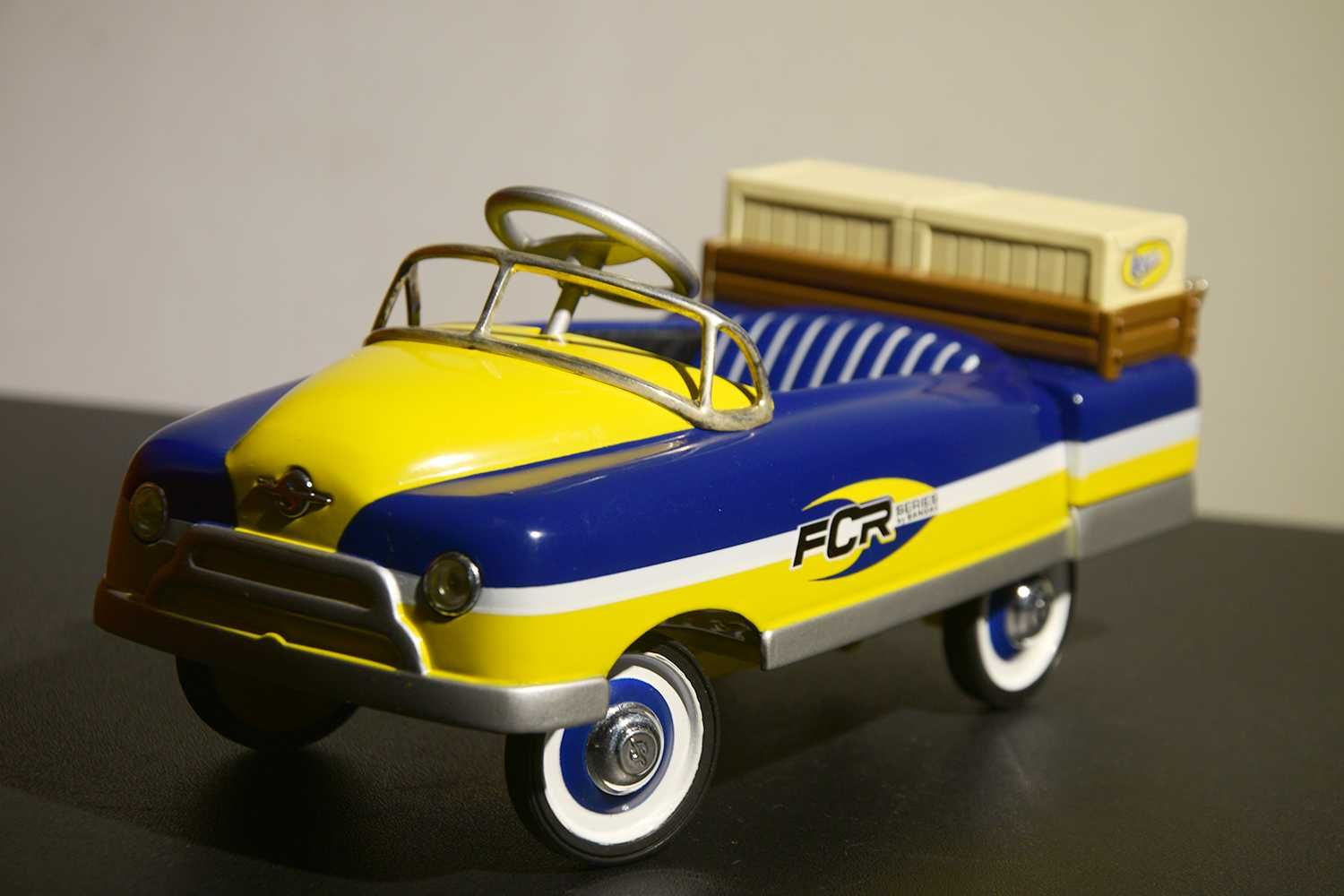 Carro a Pedais miniatura