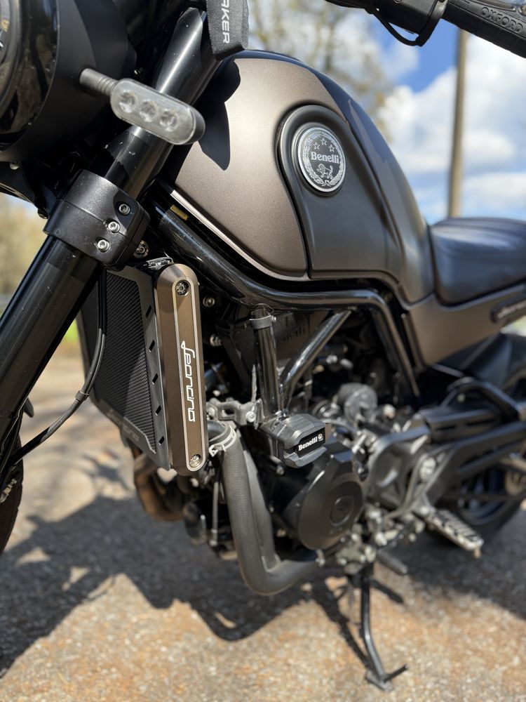Benelli Leoncino 500