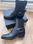 Nowe buty skórzane