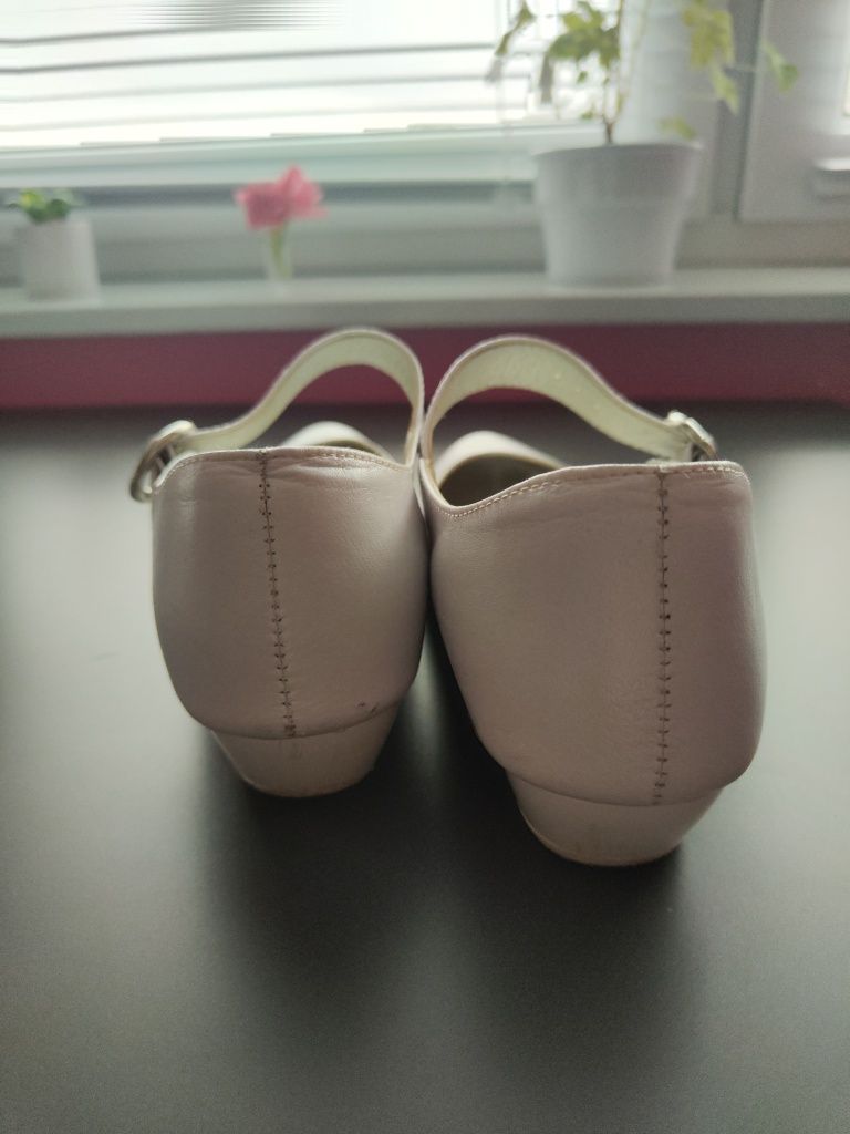 Buty komunijne dziewczęce