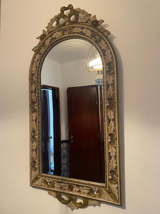 Credência com Espelho. Hall de entrada lindíssimo.