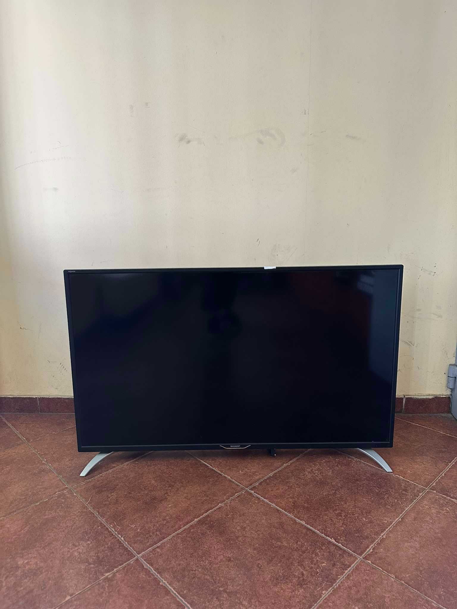 Telewizor SHARP  LC-40CFE6242E bez pilota