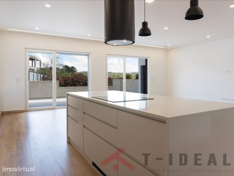 Apartamento T2 no Edifício Alto da Prata