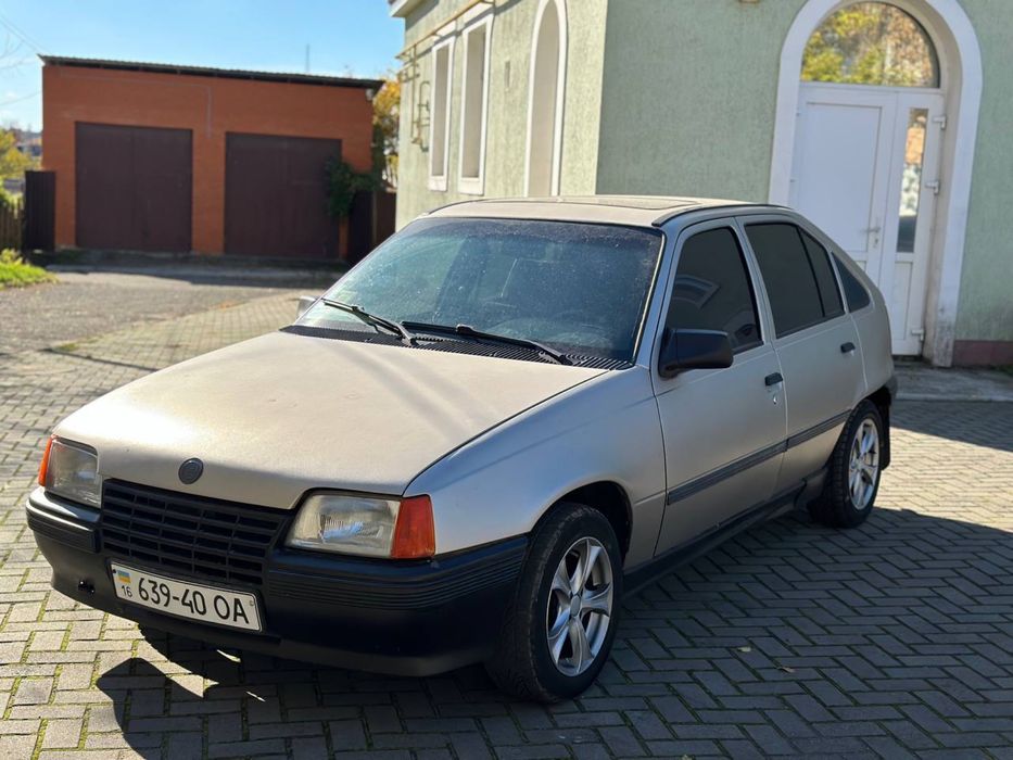 Opel Kadett на автоматі в гарному стані