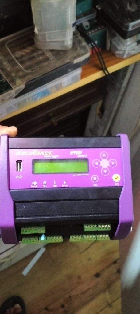 Vendo barato. Registrador de dados.