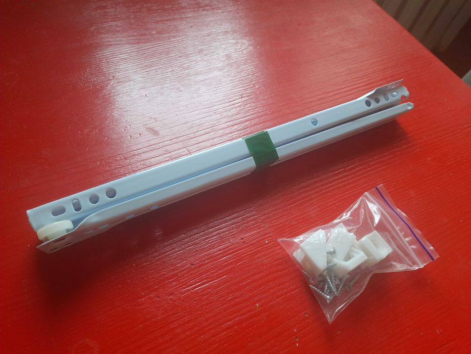 Направляющие роликовые для выдвижных ящиков и заглушки